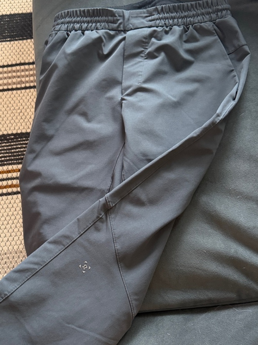lululemon athletica Men's Charcoal Gray Jogger Sweatpants